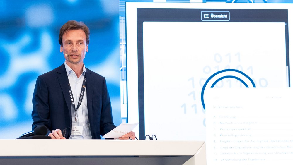 Stefan Groß, Partner bei PSP München, spricht über die Mensch-Maschine-Beziehung