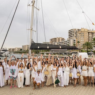 Sommerausflug der PlattesGroup auf einem Katamaran in der Bucht von Palma